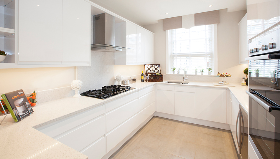 StJames_950x540_Kitchen