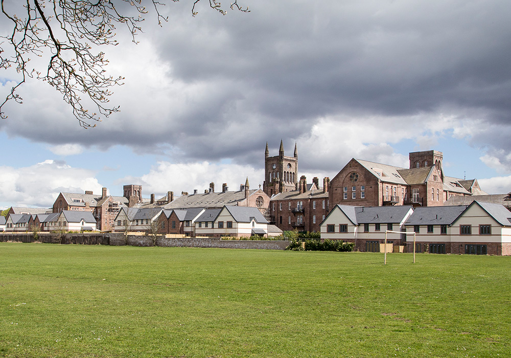 Blog081015_Lancaster_1000x700_Main_RearExternal